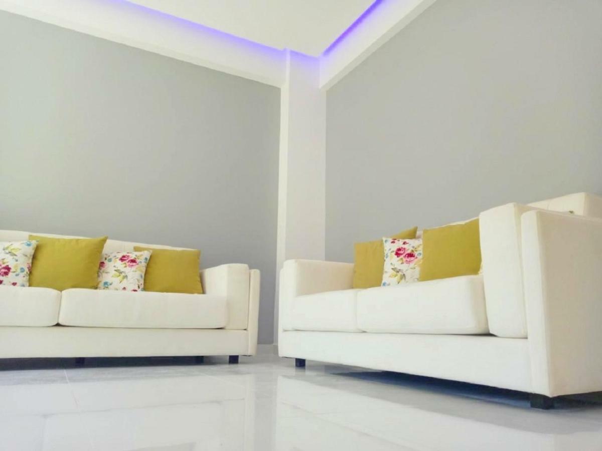 Luxury Apartment Next To The Sea Beach Ateny Zewnętrze zdjęcie